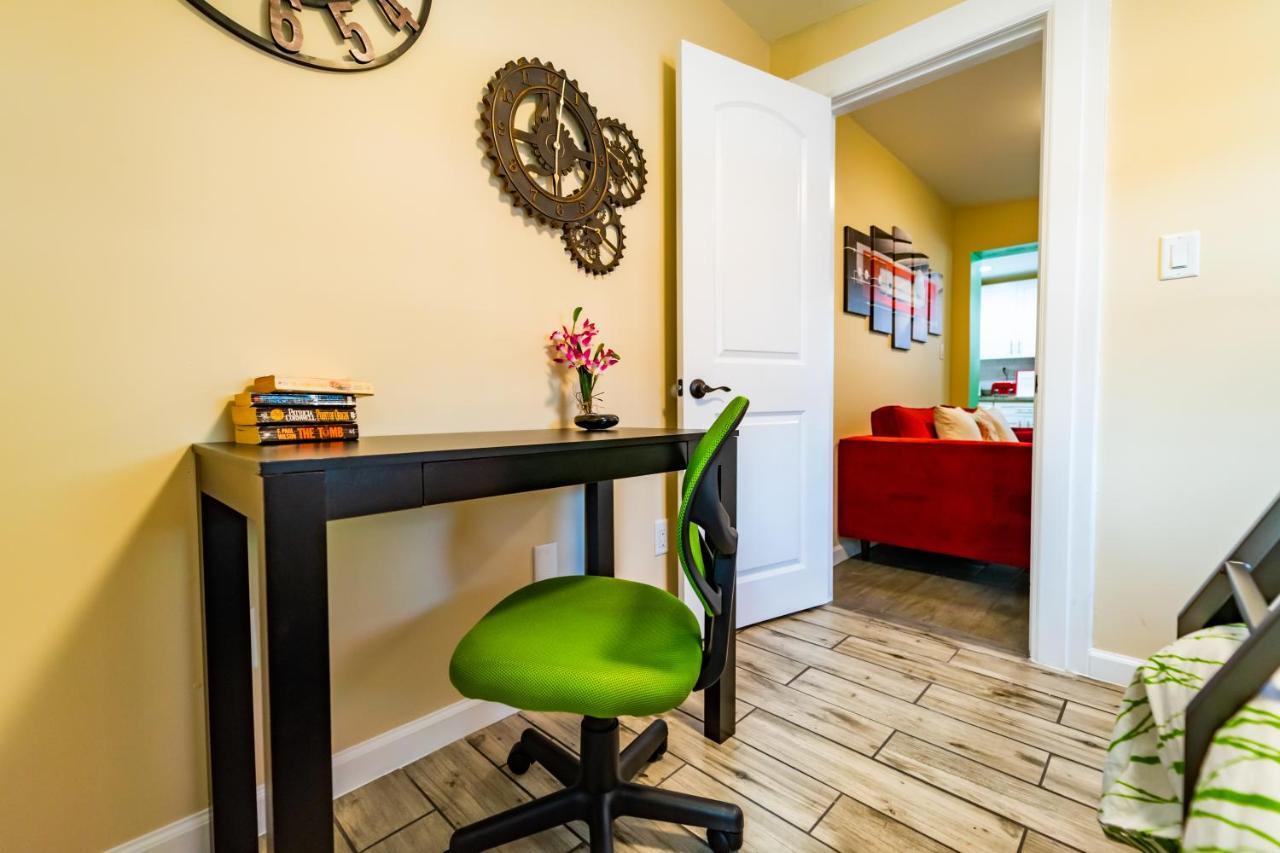 Beach Chairs, Good Kitchen, Strong Wifi On 14Th Ave Форт-Лодердейл Екстер'єр фото